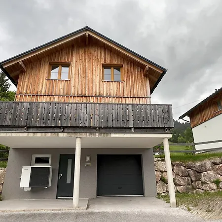 Am Loser Chalet *